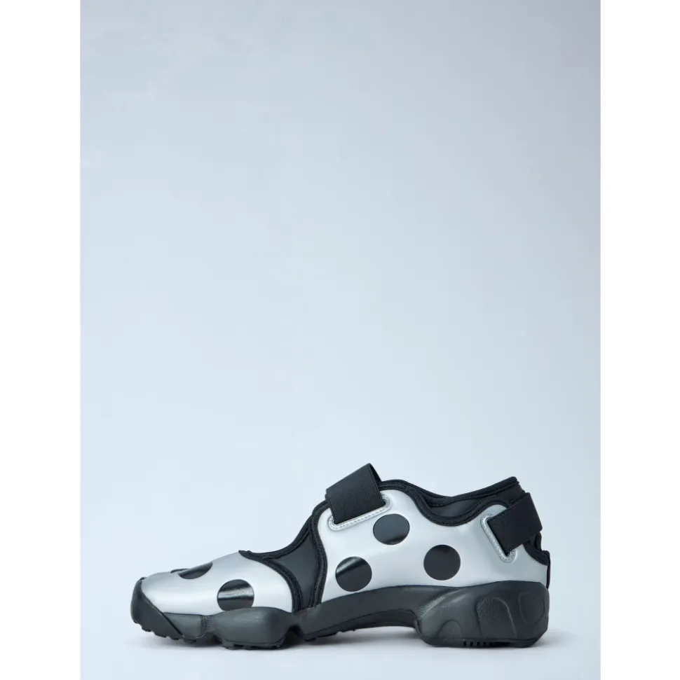 Baskets Air Rift Pois