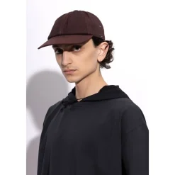 Casquette avec visière