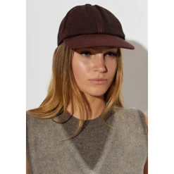 Casquette avec visière