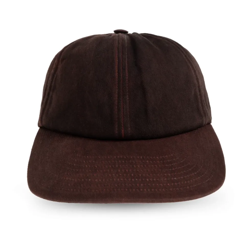 Casquette avec visière