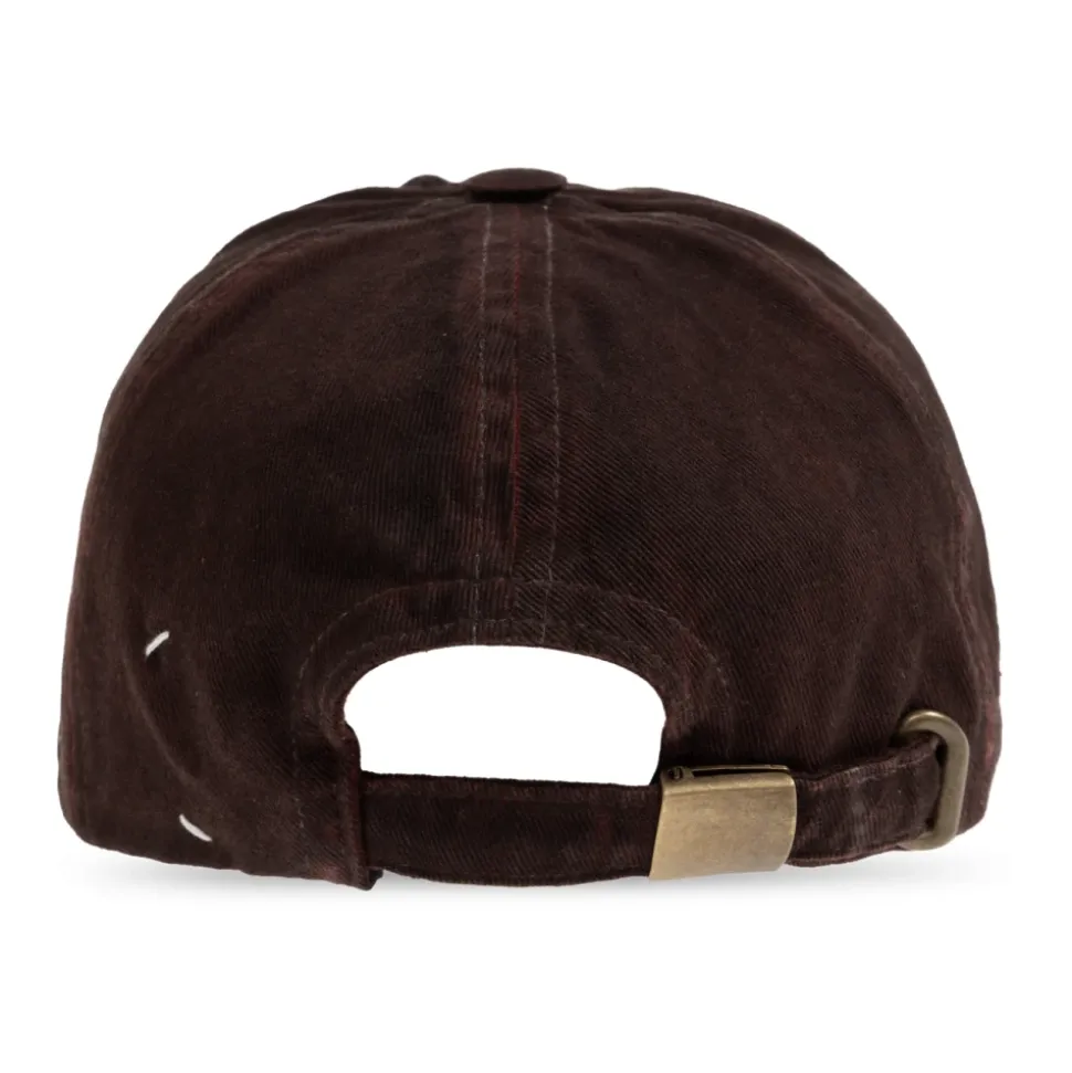 Casquette avec visière