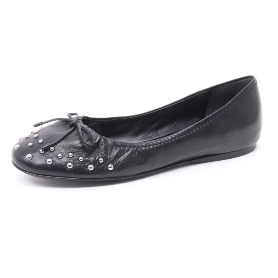 Chaussure ballerine noire cloutée