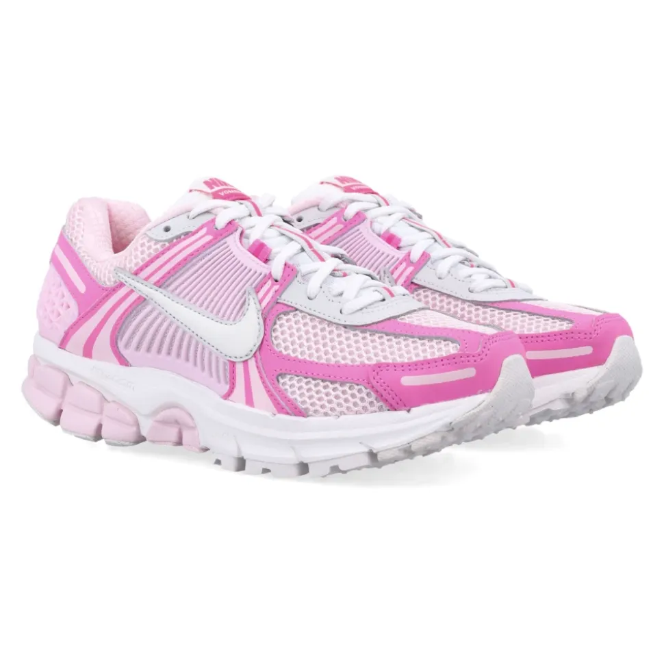 Chaussures Zoom Vomero 5 d'inspiration rétro