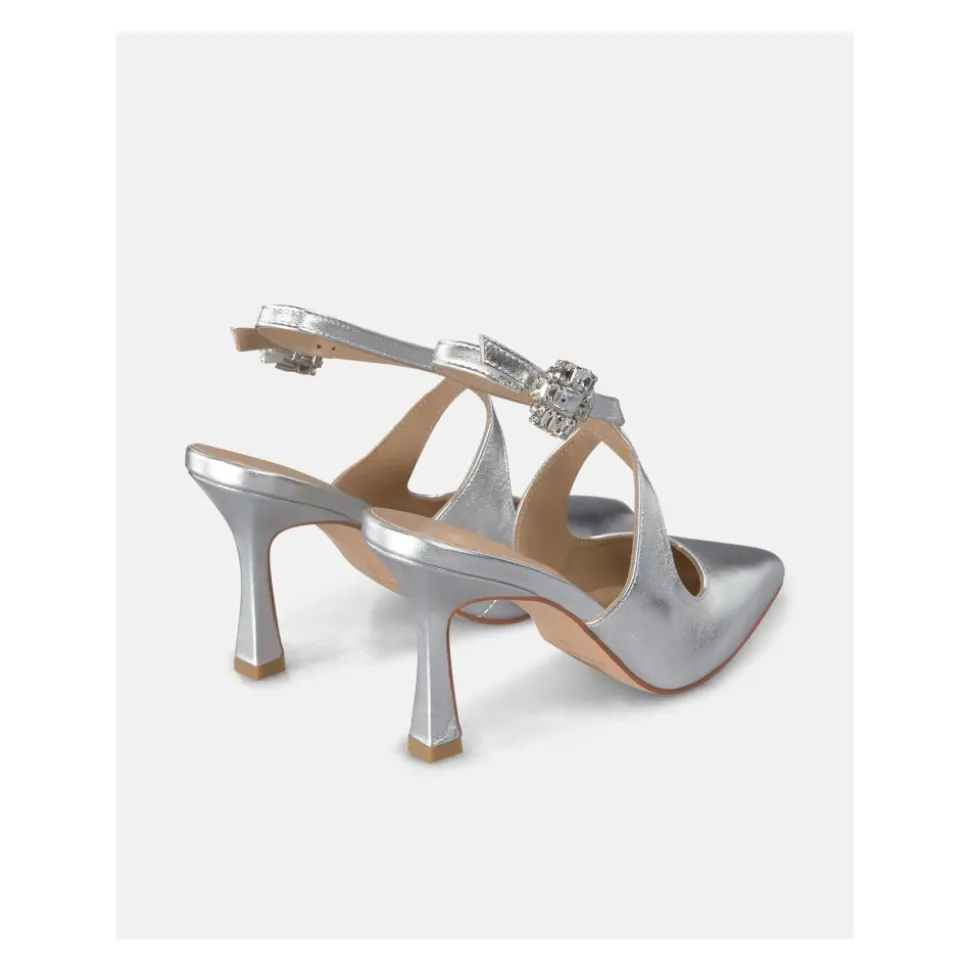 Chaussure à talon à bride entrelacée