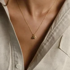 Collier Peridot Leo Zodiac Plaqué Or
