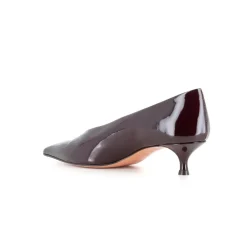 Décollette Babouche Kitten Heel