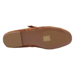 Desert Ballerina