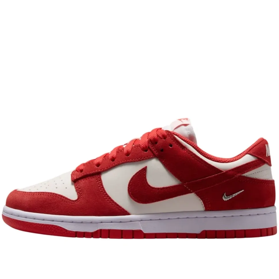 Dunk Low Suede