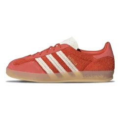 Gazelle Indoor