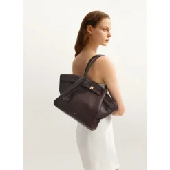 Hana Tote Bag