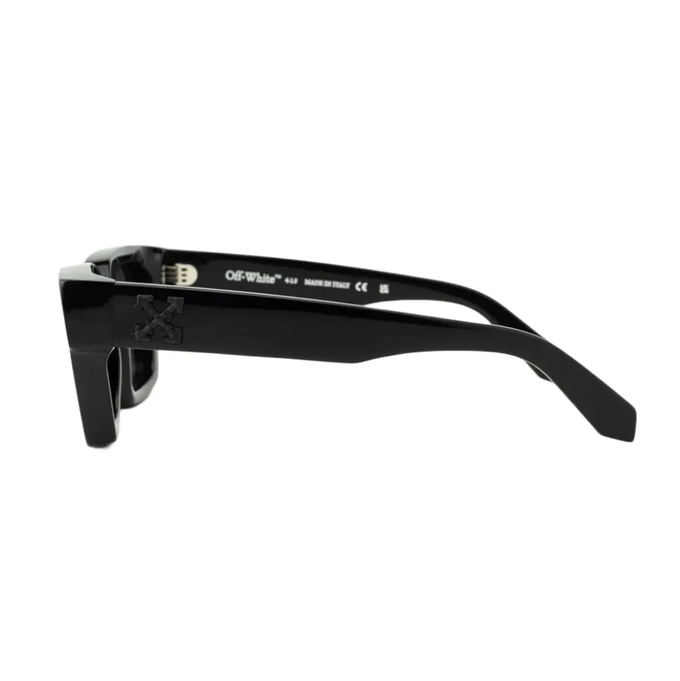 Lunettes de soleil noires Modèle Virgirl 1307