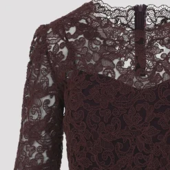 Mini-robe en dentelle