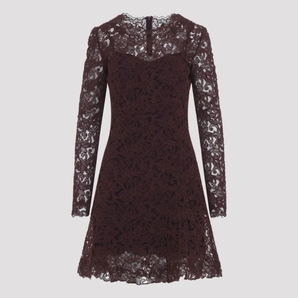 Mini-robe en dentelle