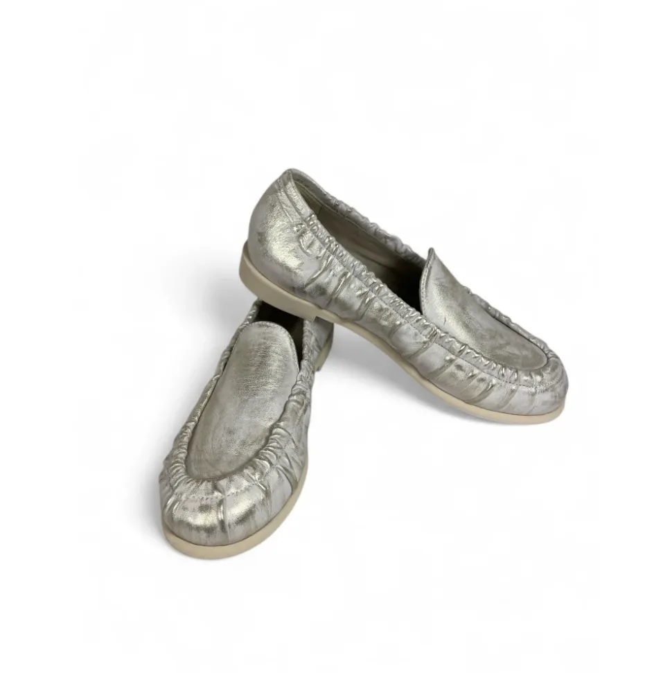 Mocassins Argent Slip-On en Cuir Brossé