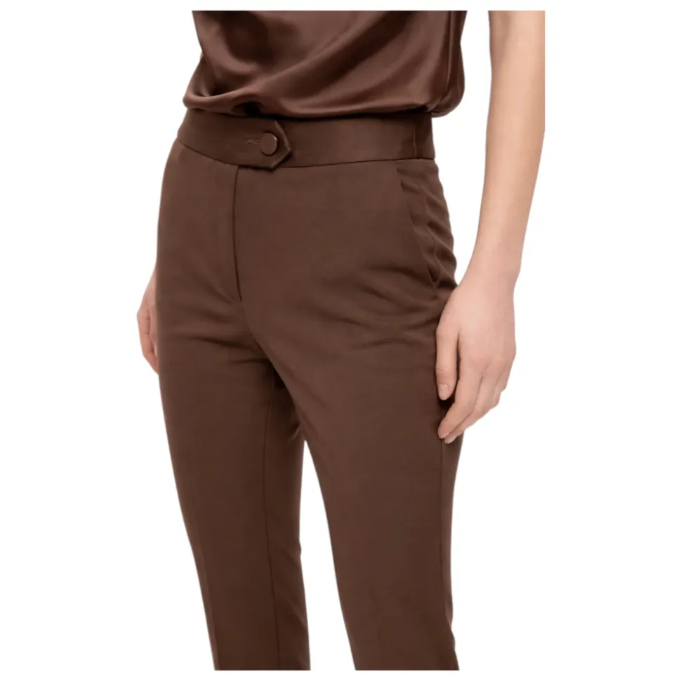 PVN2LAW Cropped Trousers