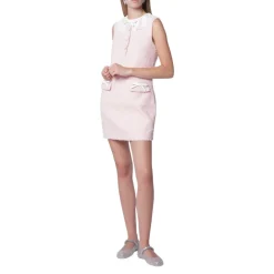 Robe courte à col en dentelle bouclée