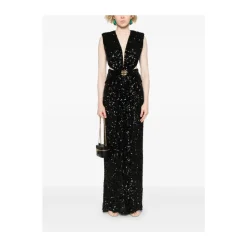 Robe Noire Sans Manches à Col V et Détails Découpés