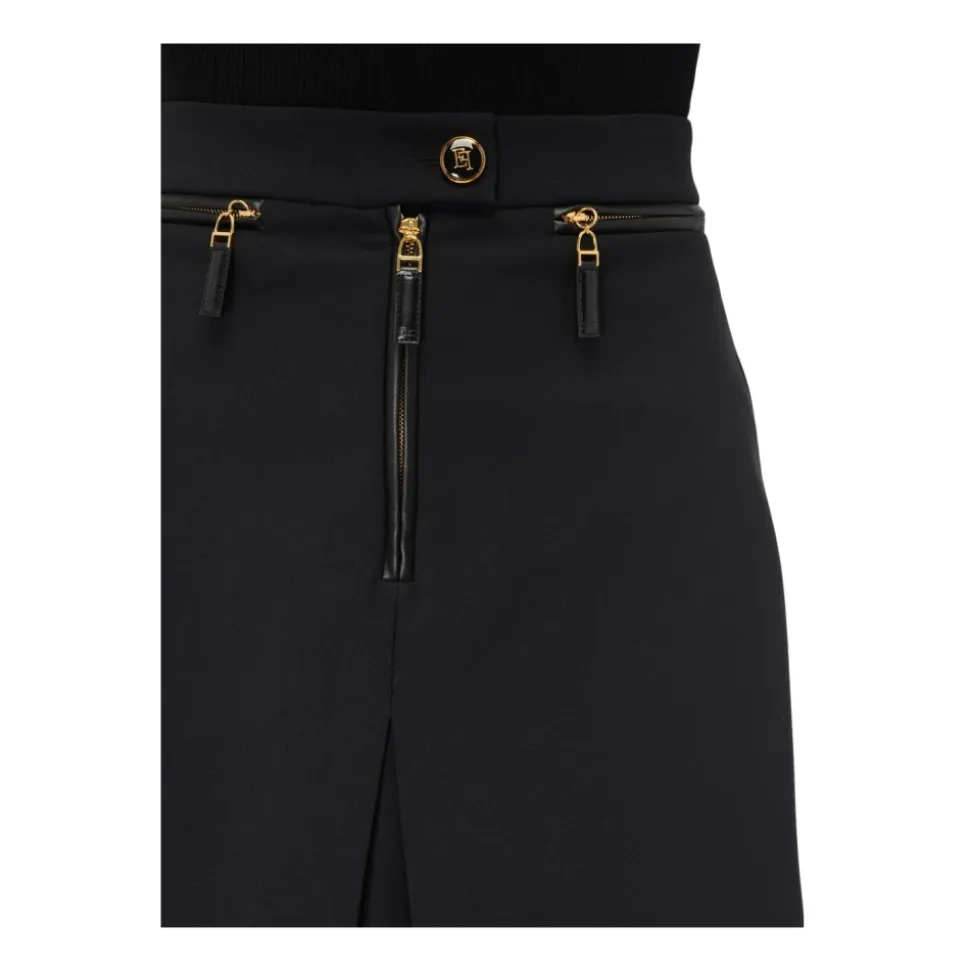 Short Skirt