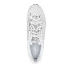 740 Sneakers
