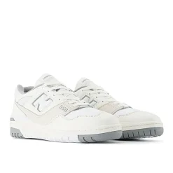 550 Sneakers