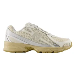 740 Sneakers