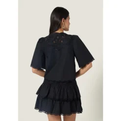 Soneva Skirt