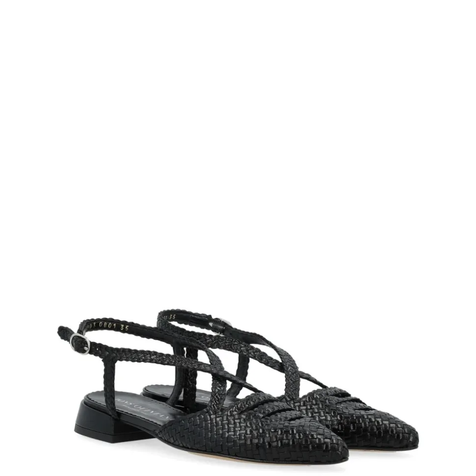 Sonia Sandal