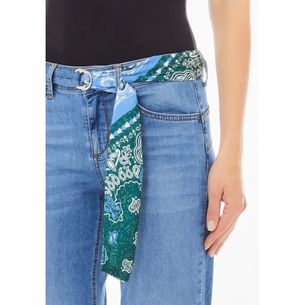 Straight Jeans