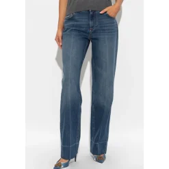 Straight-leg jeans
